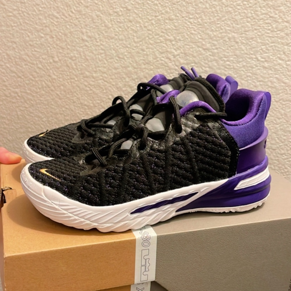 Lebron sneakers